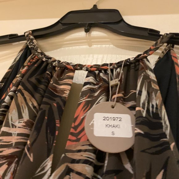 maxi dress -Size small-Apricot brand-new with tags - Picture 3 of 7